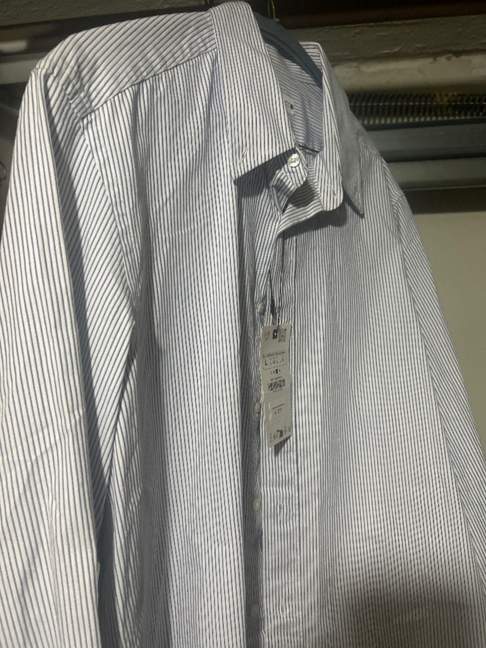 Men’s Zara shirt